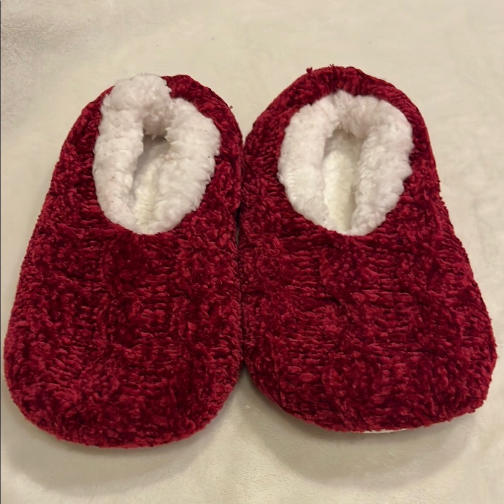 Cozy Red Slippers with White Lining NWOT